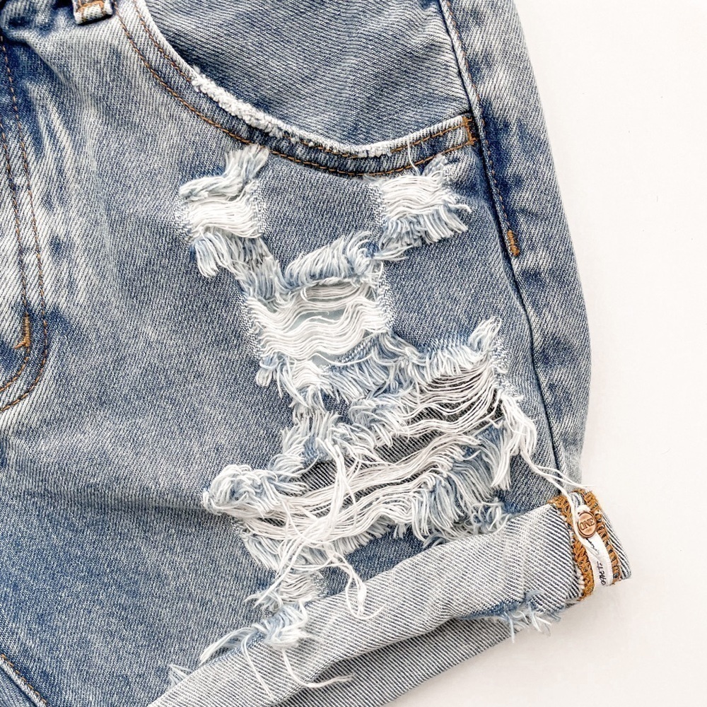 One Teaspoon Shorts - Picture 5 of 11